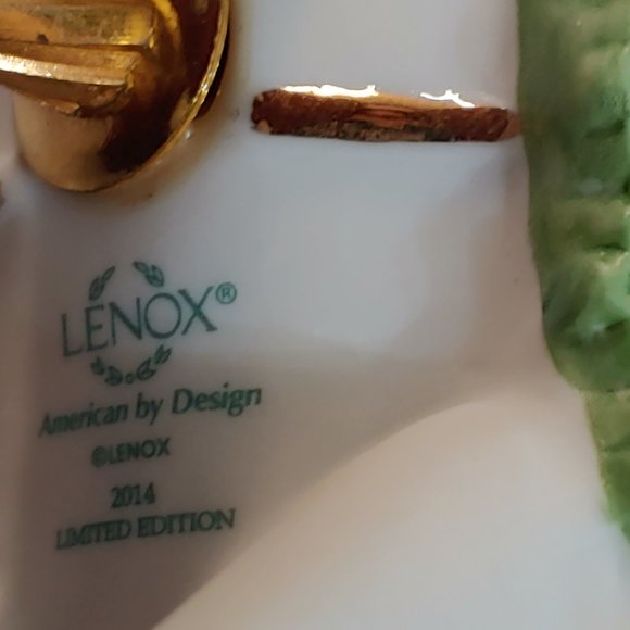 Lenox Christmas Carousel Horse  [ 2014 ] Height: 8 3/4 in - Picture 8 of 10